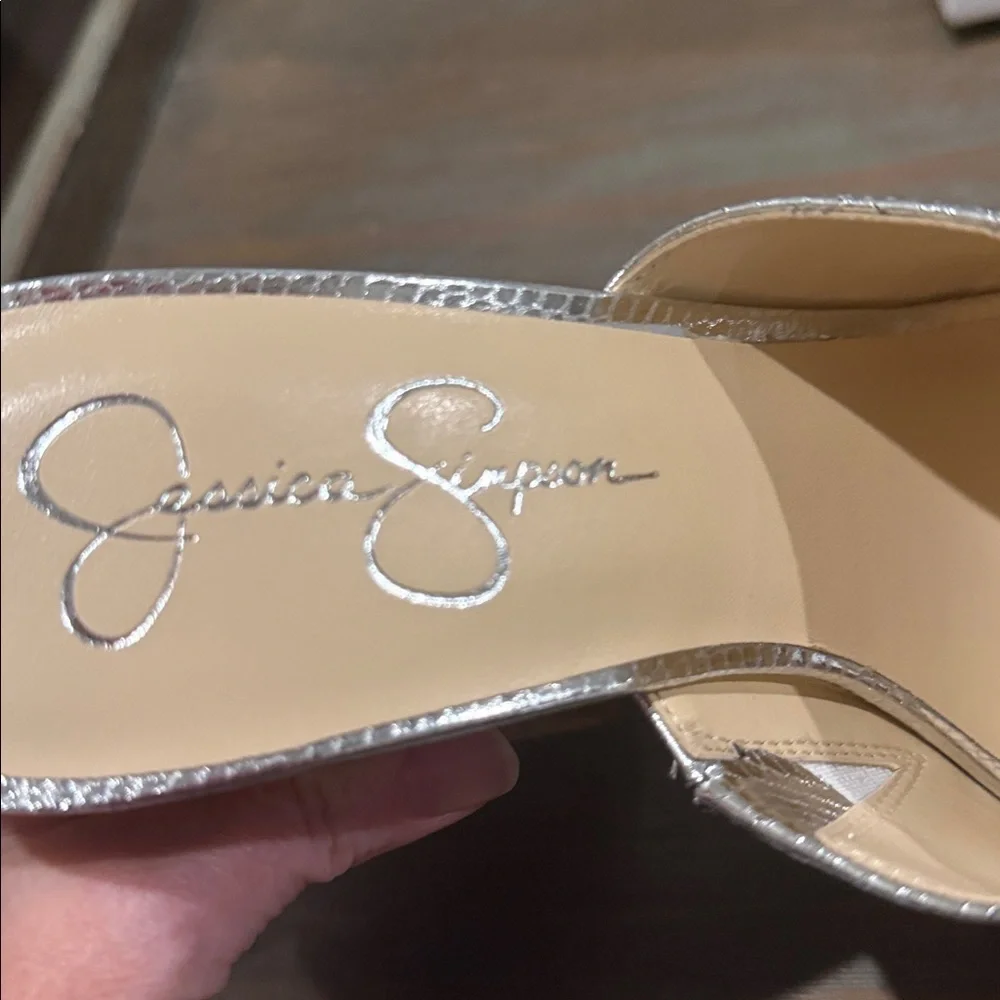 Jessica Simpson Xona Platform Heels Silver Size 10 NIB Retro Glam‎